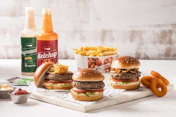 בורגרים // צילום: חיים יוסף